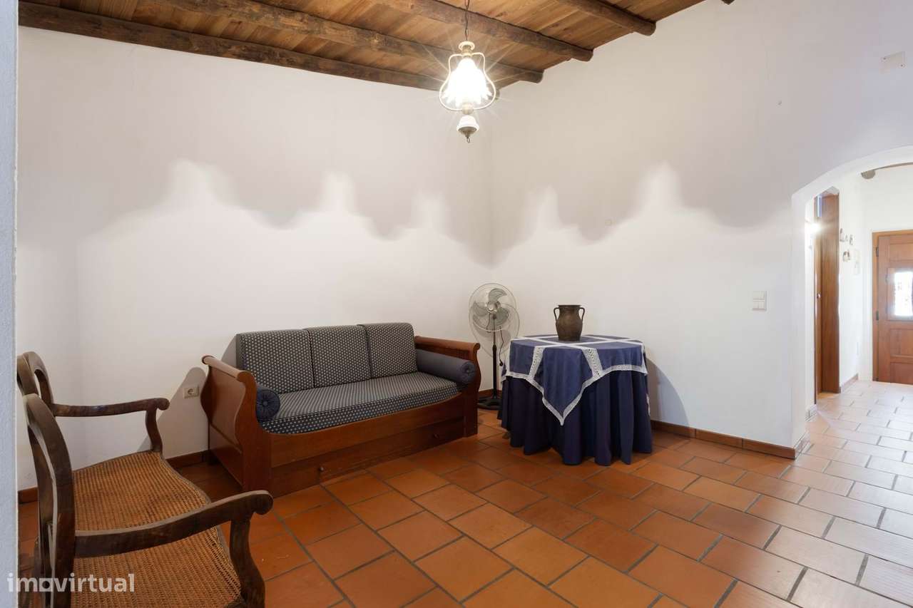 Encanto Alentejano com Logradouro — Moradia T3 em Vila Nova de São Ben-16