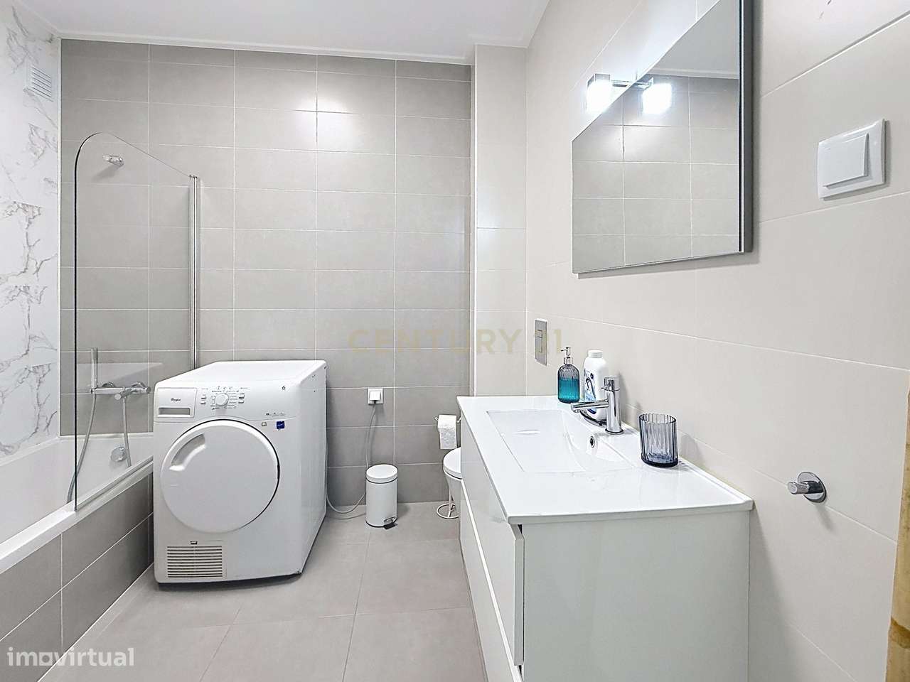 Apartamento T2 em Nazaré, Leiria - Oportunidade Única!-40