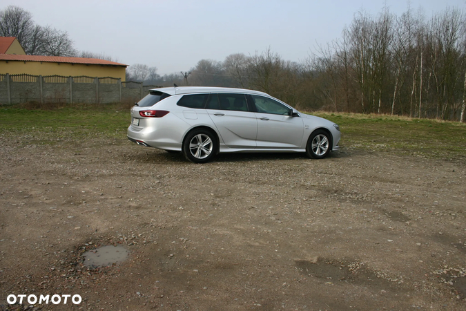 Opel Insignia Country Tourer 2.0 DIesel Exclusive - 9