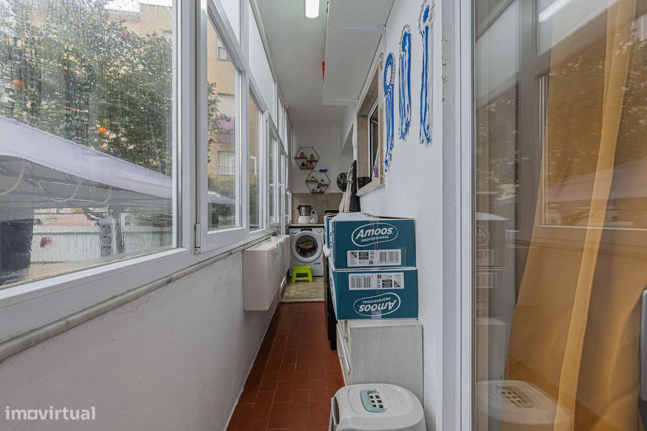 Apartamento T2 em RC com Quintal no Seixal-10
