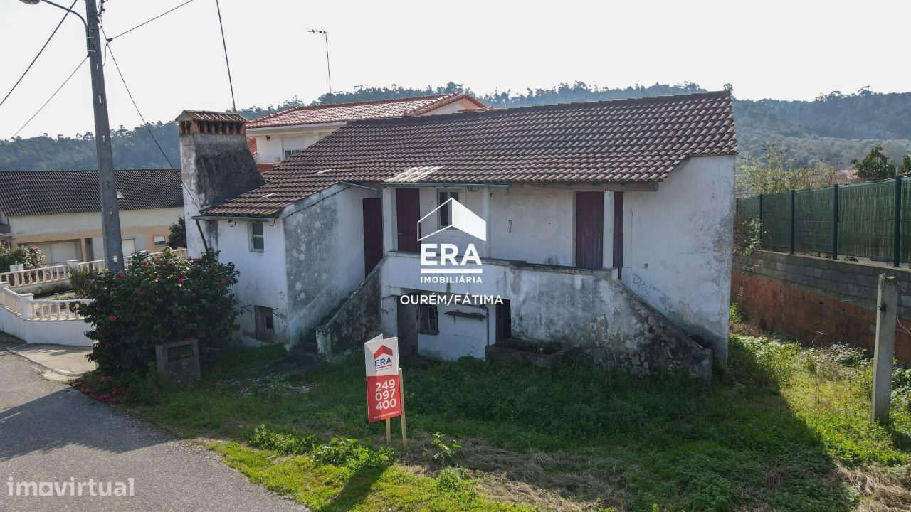 Moradia T2 localizada em Caxarias, Ourém! - Grande imagem: 1/21