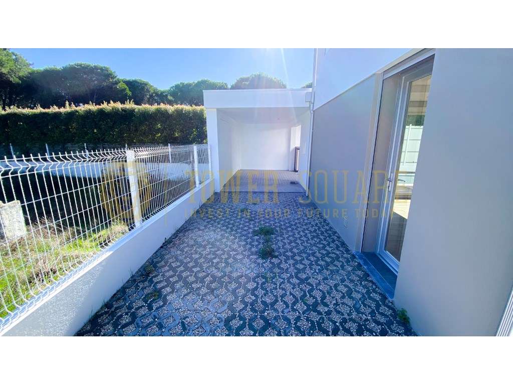 Moradia T3 Isolada - Conforto, Elegância e Privacidade! - Grande imagem: 4/45