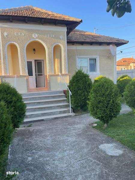 Casa de vanzare Stejaru - Imagine principală: 4/8