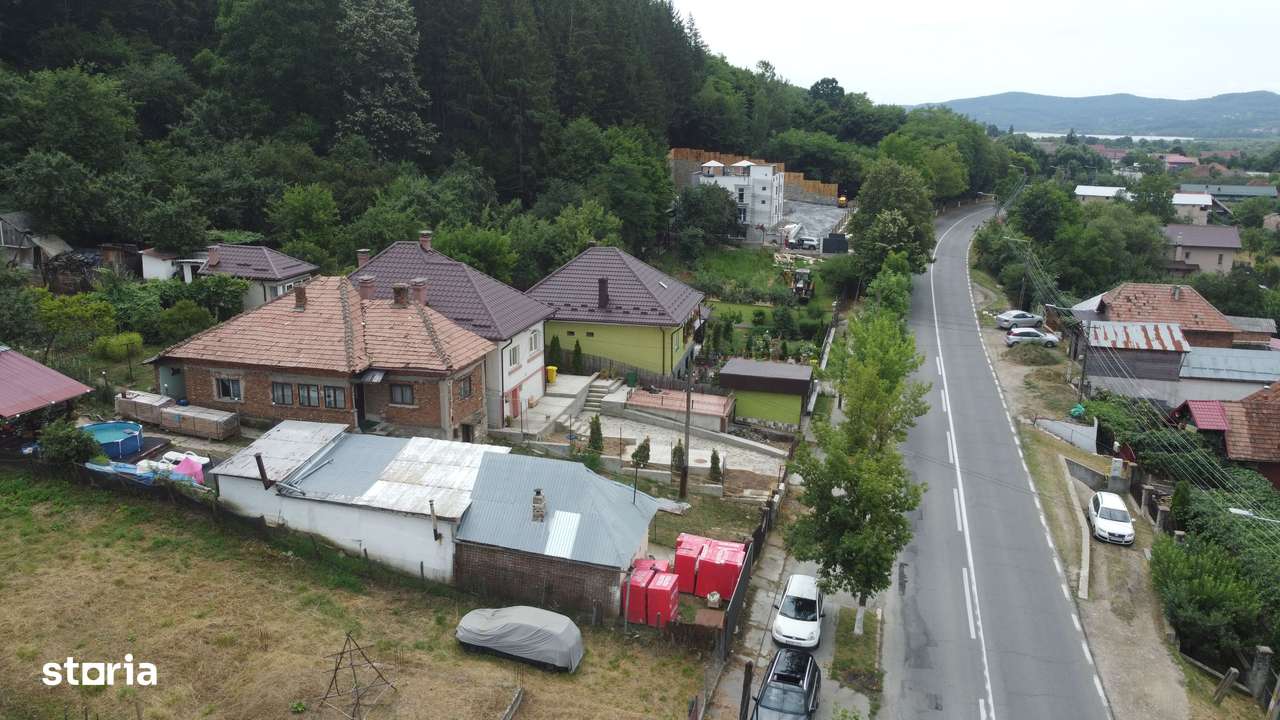 Casă de vânzare în Curtea de Argeș. - Imagine principală: 5/8