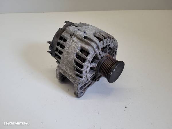 Alternador Renault Trafic III 3 1.6 DCi 2017 233002889R - 1