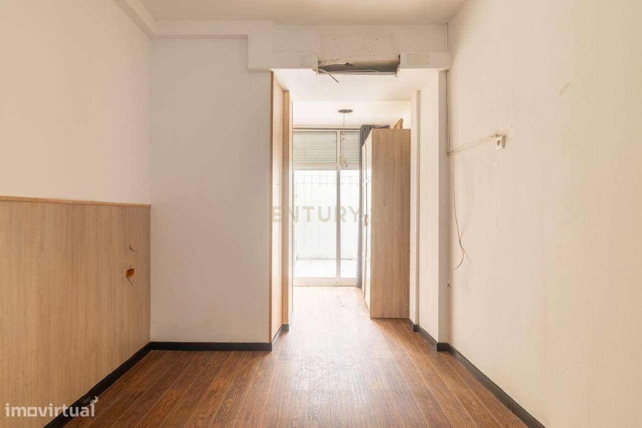 Prédio no Centro do Porto | Rua Conde de Vizela-23