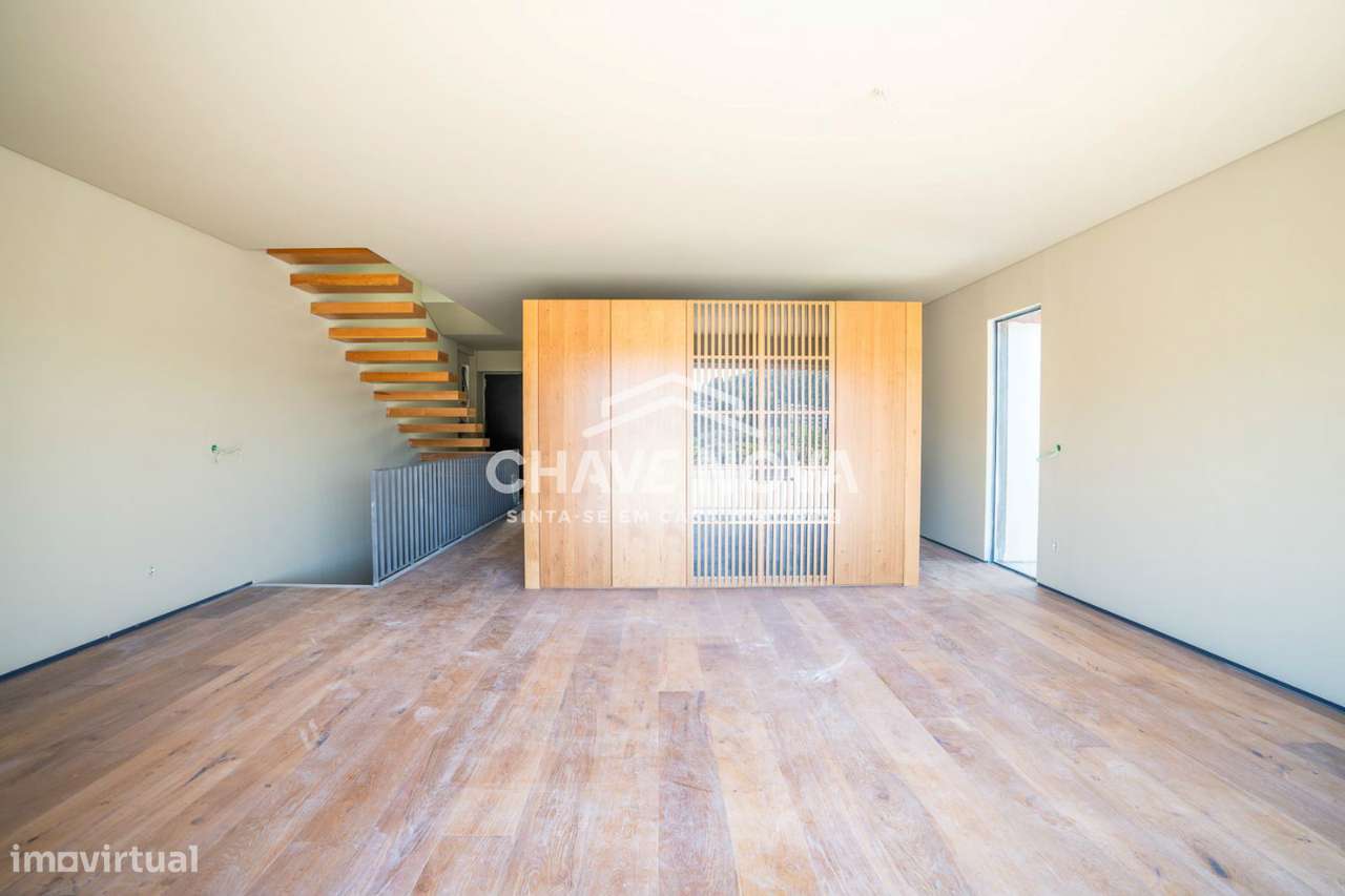 Moradia Geminada V3 +1 Nova em Gondomar - Grande imagem: 5/25