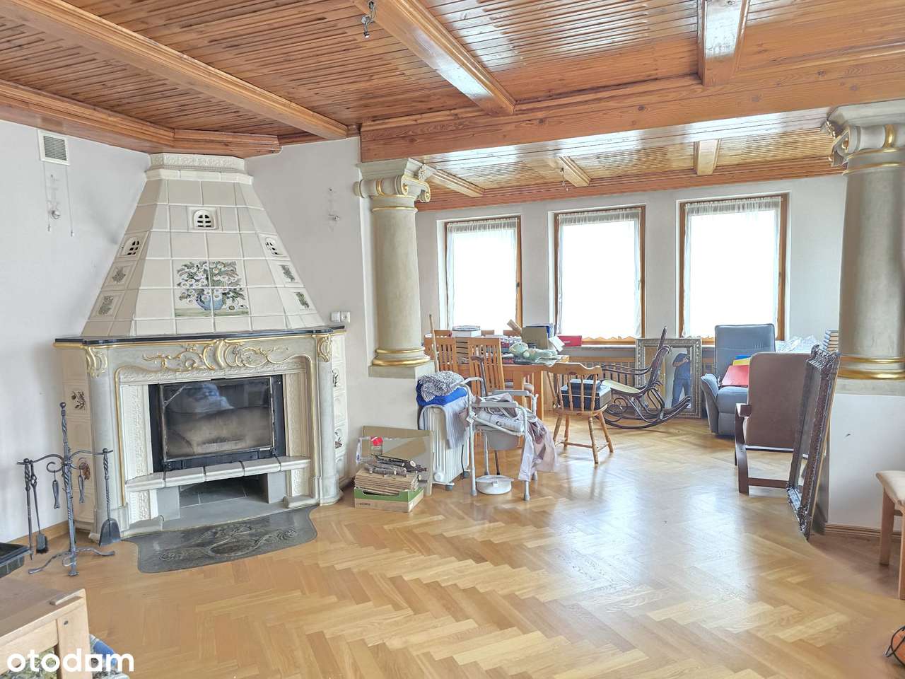 Interesujący dom w idealnej lokalizacji!-9