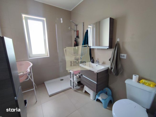 Apartament modern complet 3 camere balcon Calea Cisnadiei-10