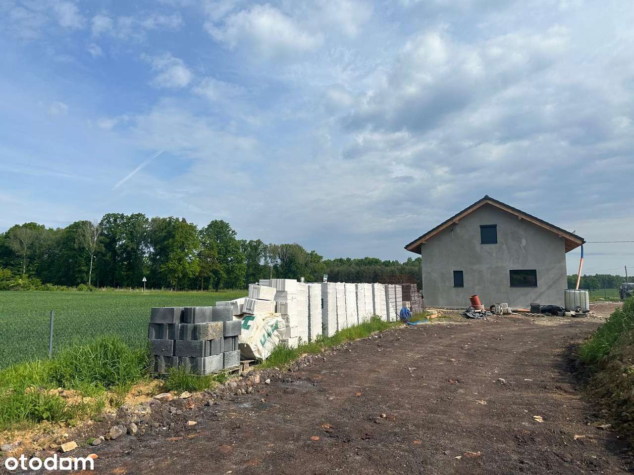 TEREN INWESTYCYJNY 6000 m² Z GOTOWYM BUDYNKIEM-4