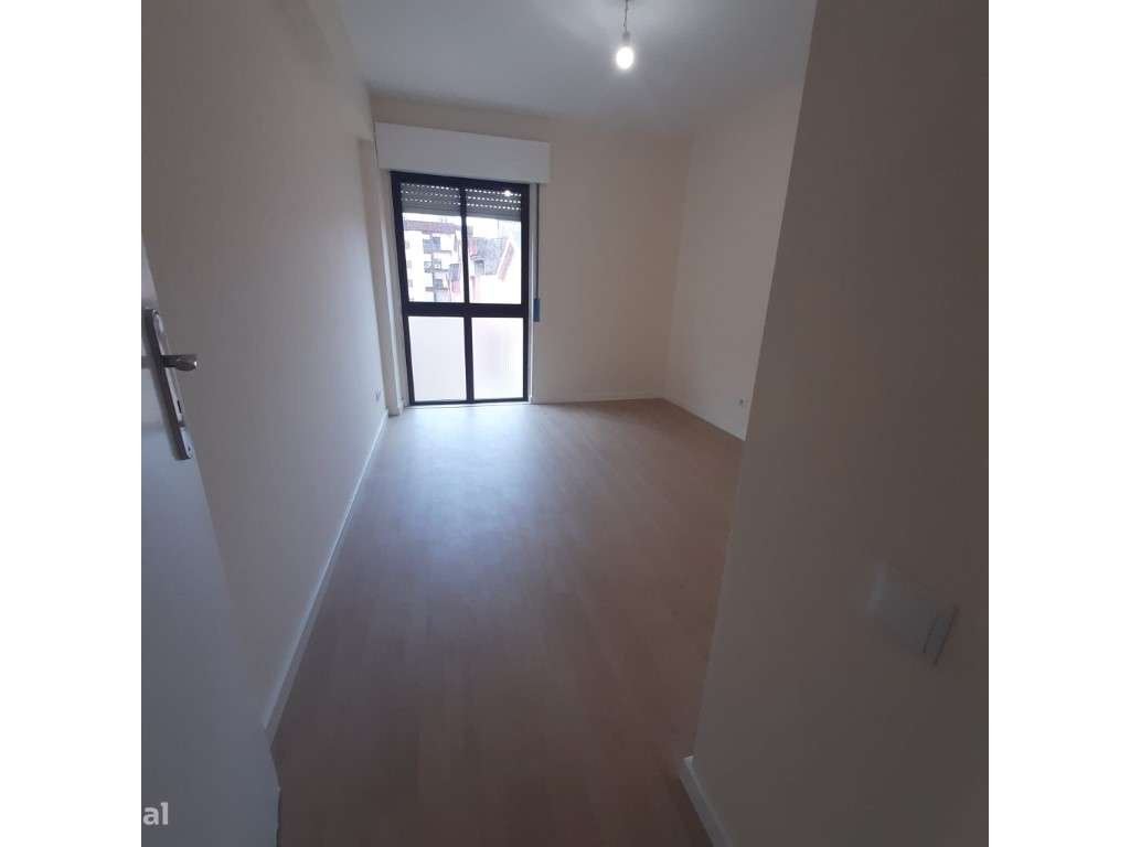 Apartamento T2 - Tapada das Mercês-10