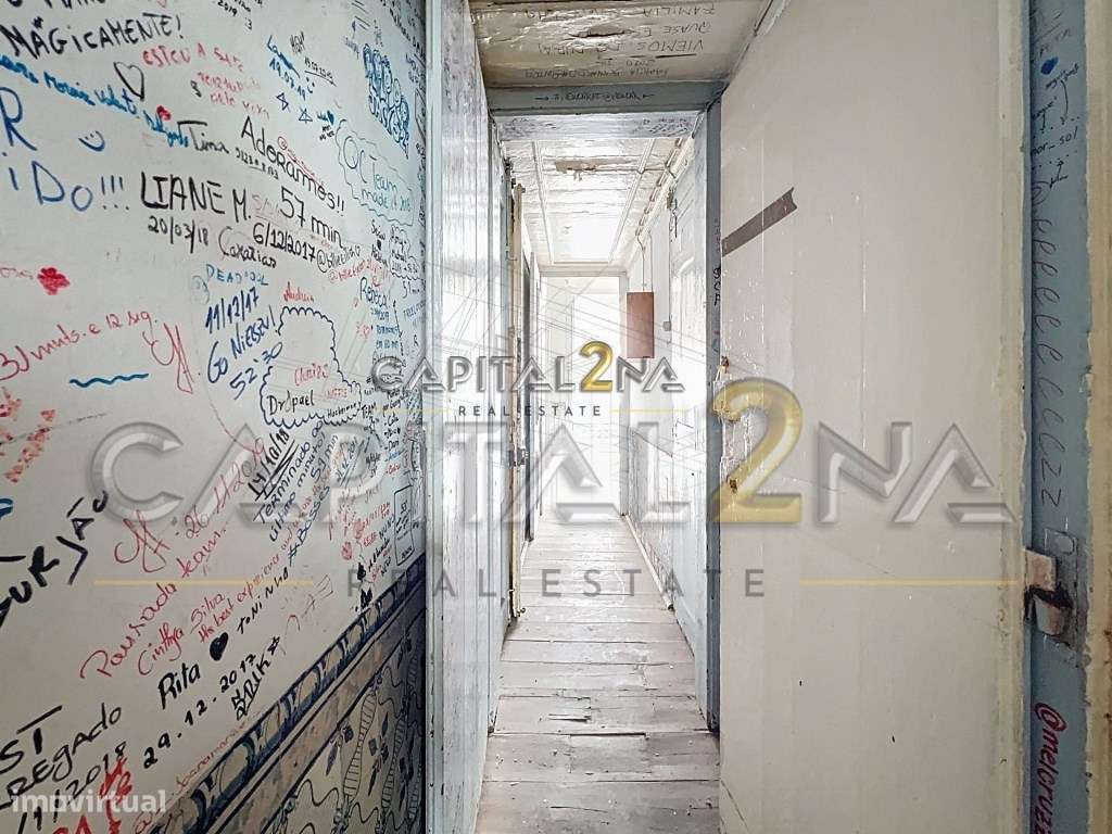 Prédio Devoluto com Projeto Aprovado na Baixa de Lisboa-16