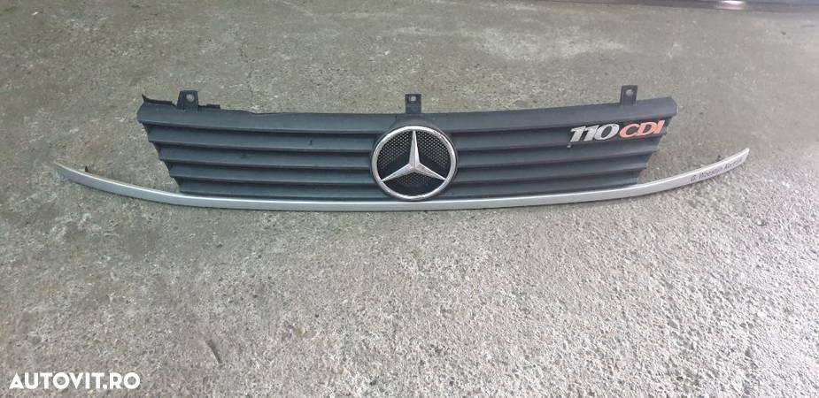 Grila Radiator pentru Mercedes Vito W638 Euro 2 (1998-2003) an fabricatie - 1