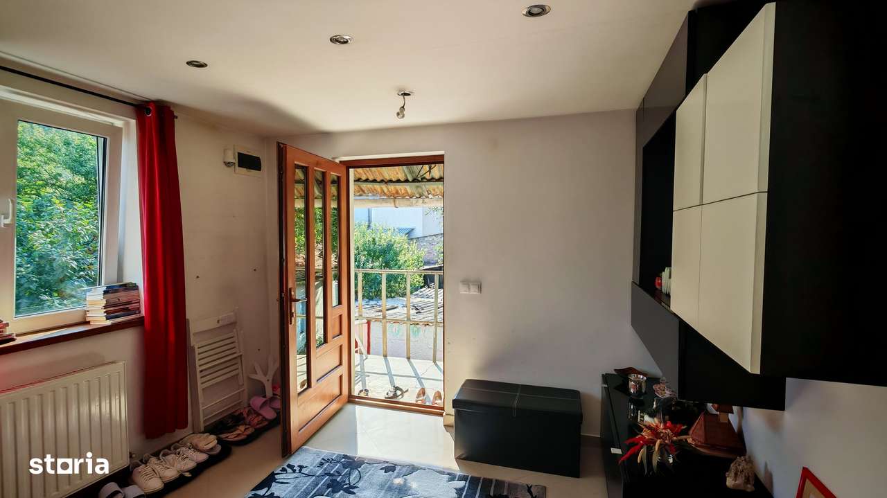 Apartament la casa+anexa gospodareasca,zona Blumana- Carierei.-8