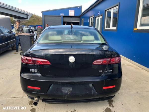 Capota Portbagaj Alfa Romeo 159 Culoare Neagra - 1