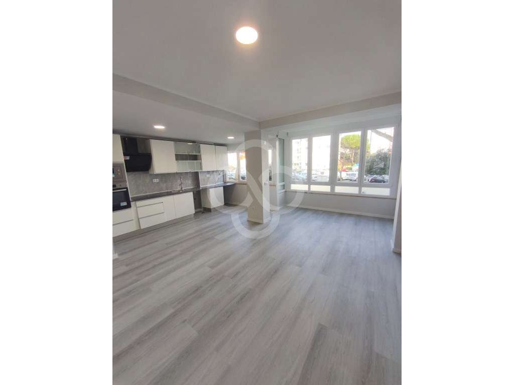 Apartamento T2 à venda - Rua António Sérgio, Oeiras - Grande imagem: 2/17