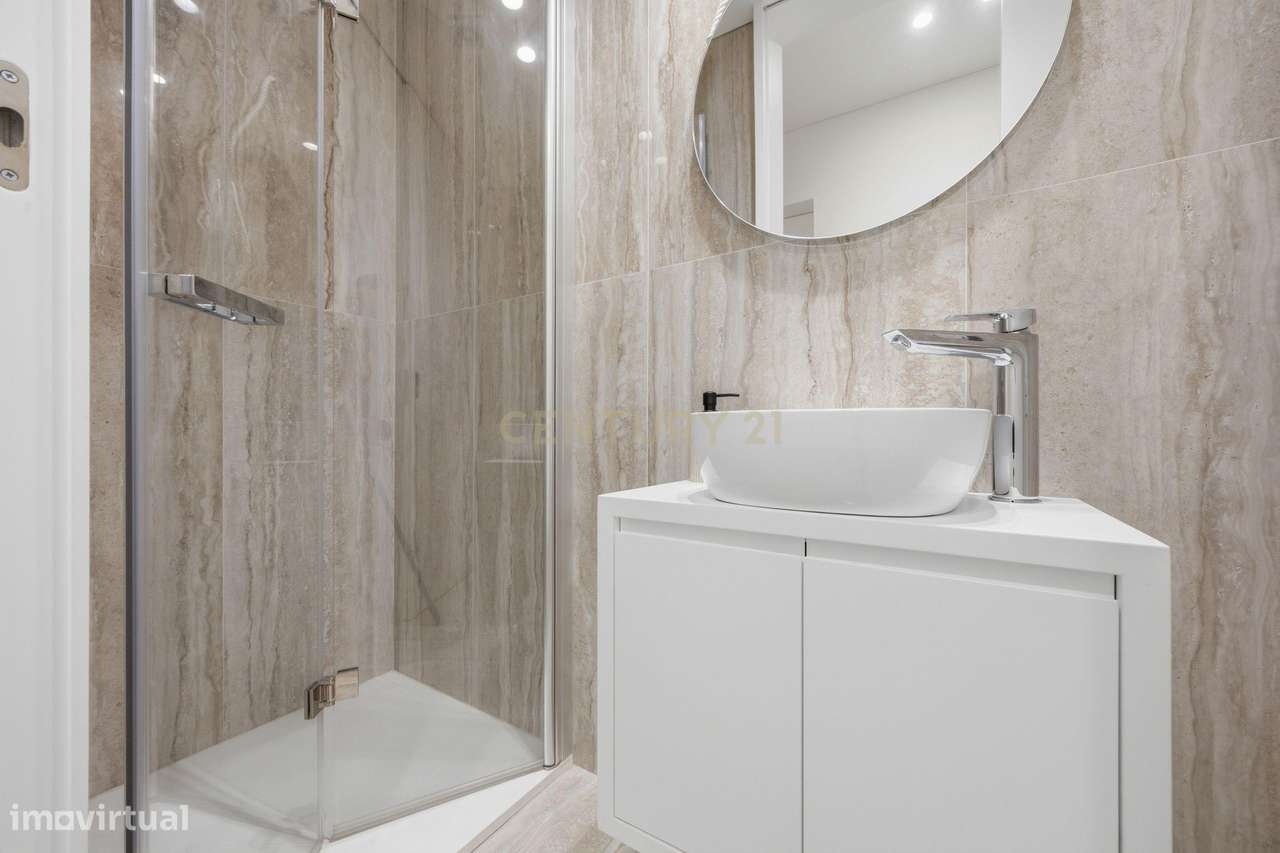 MORADIA T3  COM PISCINA E JARDIM | VALADARES | JUNTO AO MAR-30