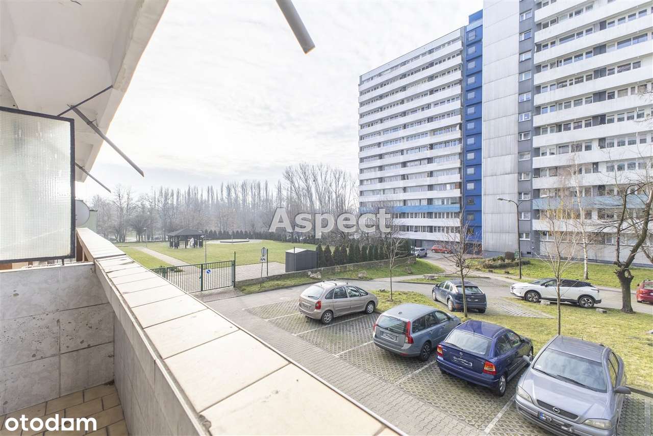 W pełni umeblowana kawalerka 28m2 os.Tysiąclecia-6