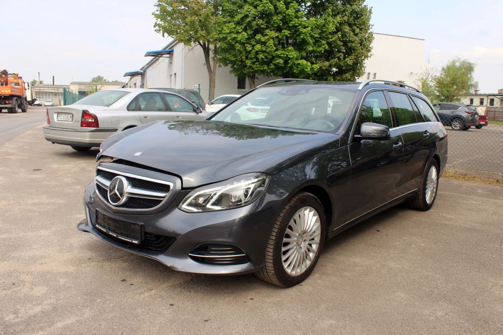 Mercedes-Benz E W212/W207 250 CDI 7G-TRONIC Avantgarde 2016
