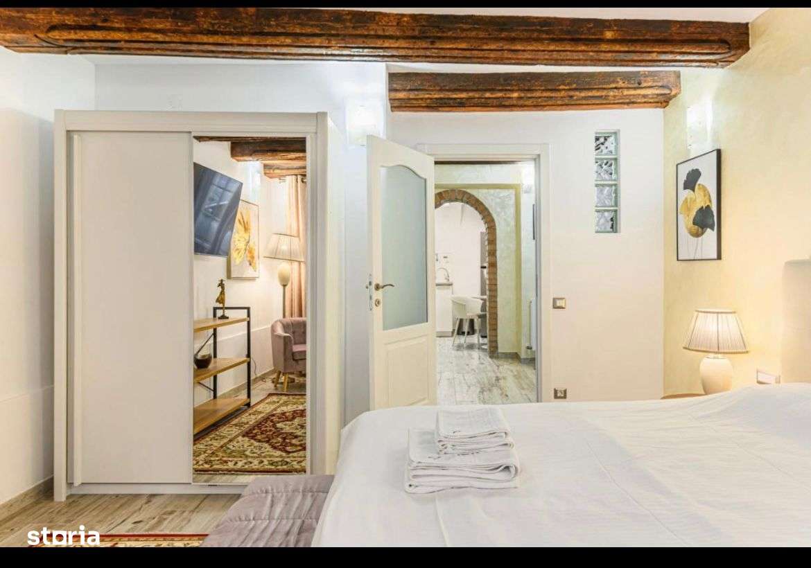 Garsoniera la casa, Centrul Vechi str. Castelului, renovata total ! - Imagine principală: 1/16