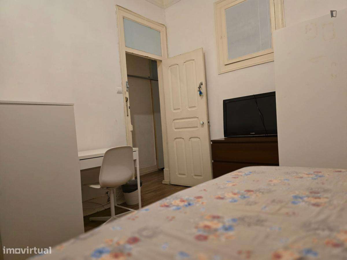 Quarto - localizado em Arroios Lisbon - Grande imagem: 4/10