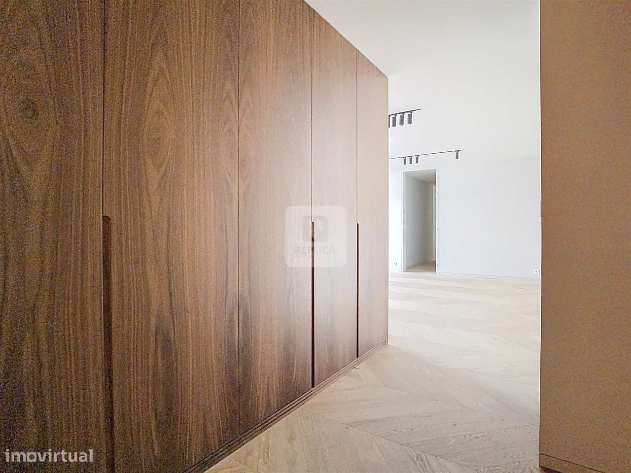 Apartamento T3 na Foz do Douro com Varanda | Nevogilde, Porto-11