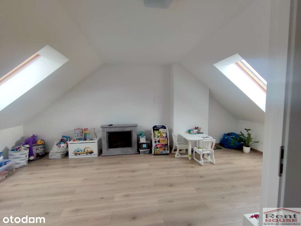 Całkowicie wykończony nowy bliźniak z garażem-19