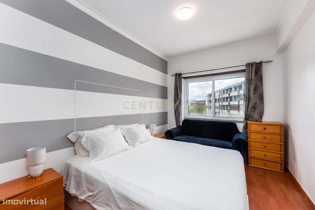 Apartamento T3 à Venda em Almada, Laranjeiro-20