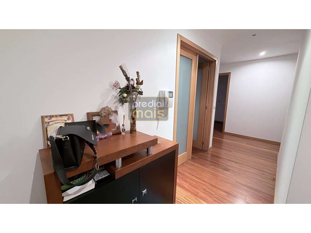 APARTAMENTO T3 C/ NOVO - Junto ao Centro - Zona Privilegiada - Grande imagem: 4/15