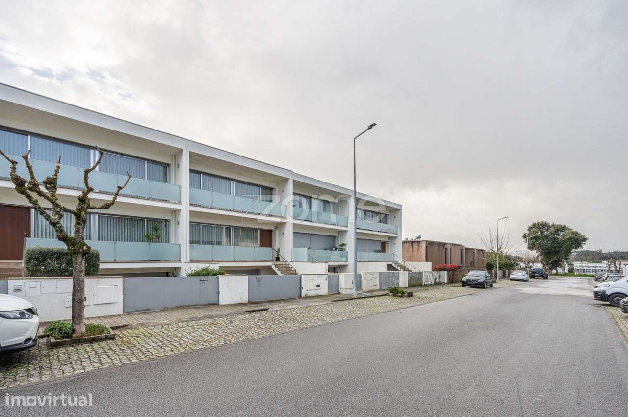 Moradia T3 em Creixomil - Grande imagem: 3/41