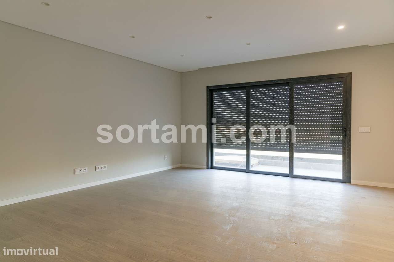 Apartamento T2 Venda em Montenegro,Faro - Grande imagem: 2/22