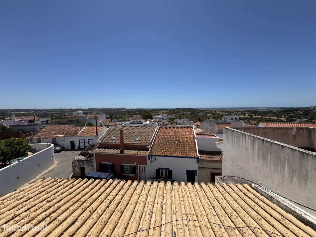 Moradia em banda à venda na Rua da Capelinha-50