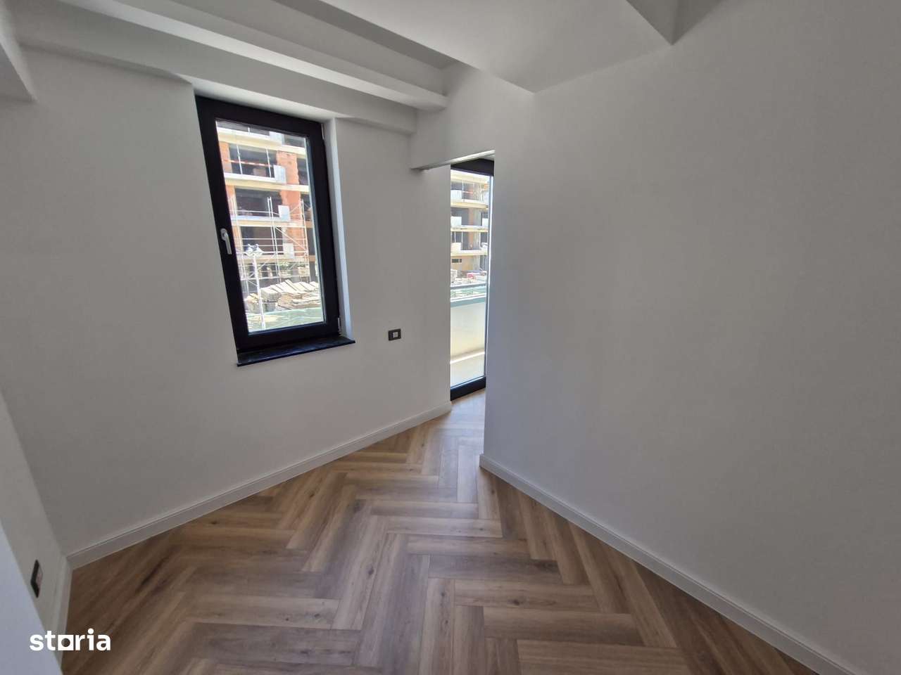 STUDIOU MODERN | MY PLACE NORTH | PIPERA PLAZA-3