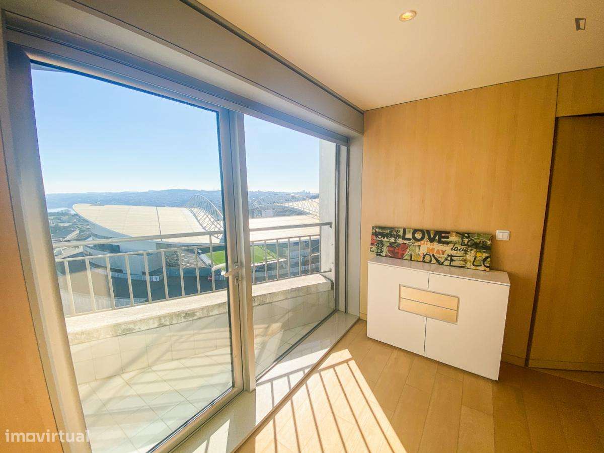 Apartamento com 1 quartos - localizado em Campanhã Porto - Grande imagem: 4/10