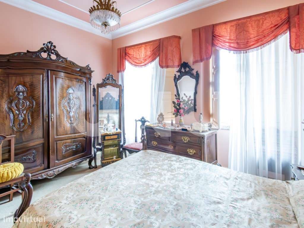 T5 Histórico com Garagem de 160 m² no Centro da Covilhã - Localizaç...-9