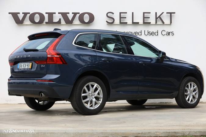 Volvo XC 60 2.0 D4 Momentum Geartronic - 22