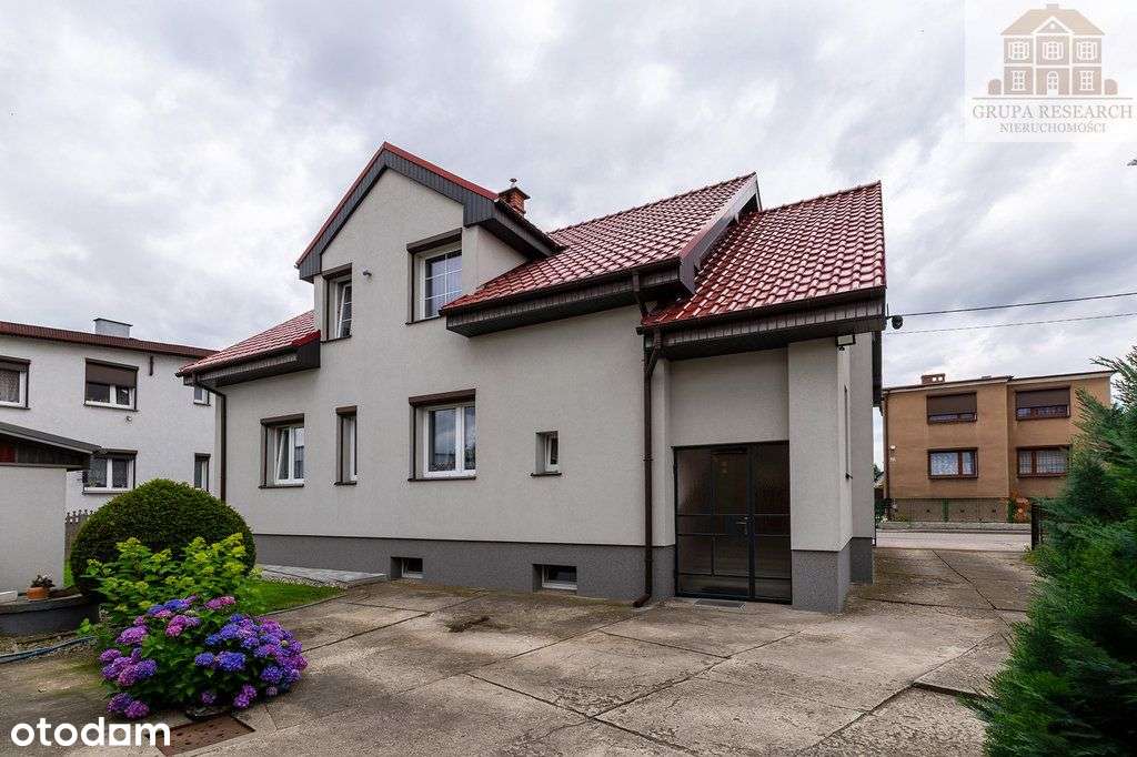 Dwa mieszkania w jednym budynku z działką-0