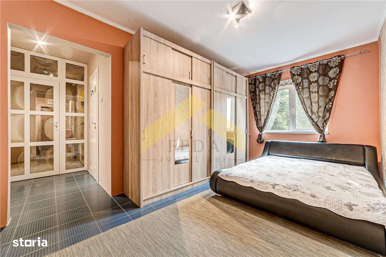 Apartament cu 5 camere Micalaca, zona Miorita - Imagine principală: 5/18