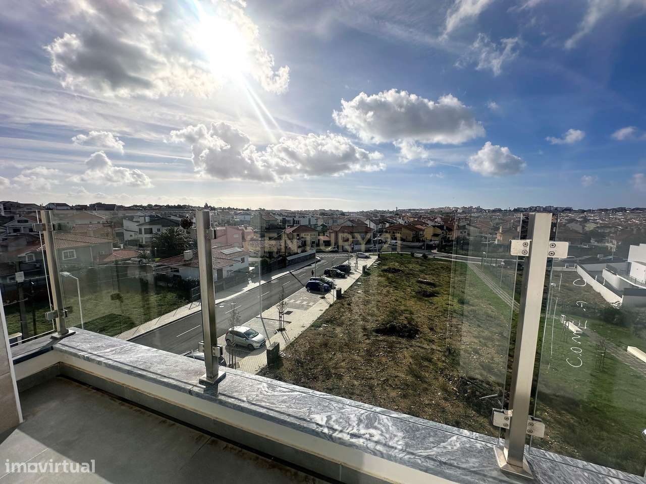 T3 Tires - 3 parqueamentos e arrecadação-32