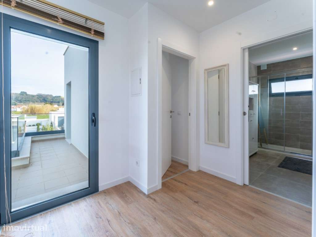 Moradia V4 com piscina aquecida, jardim e garagem em Alfeizerão (Co...-27