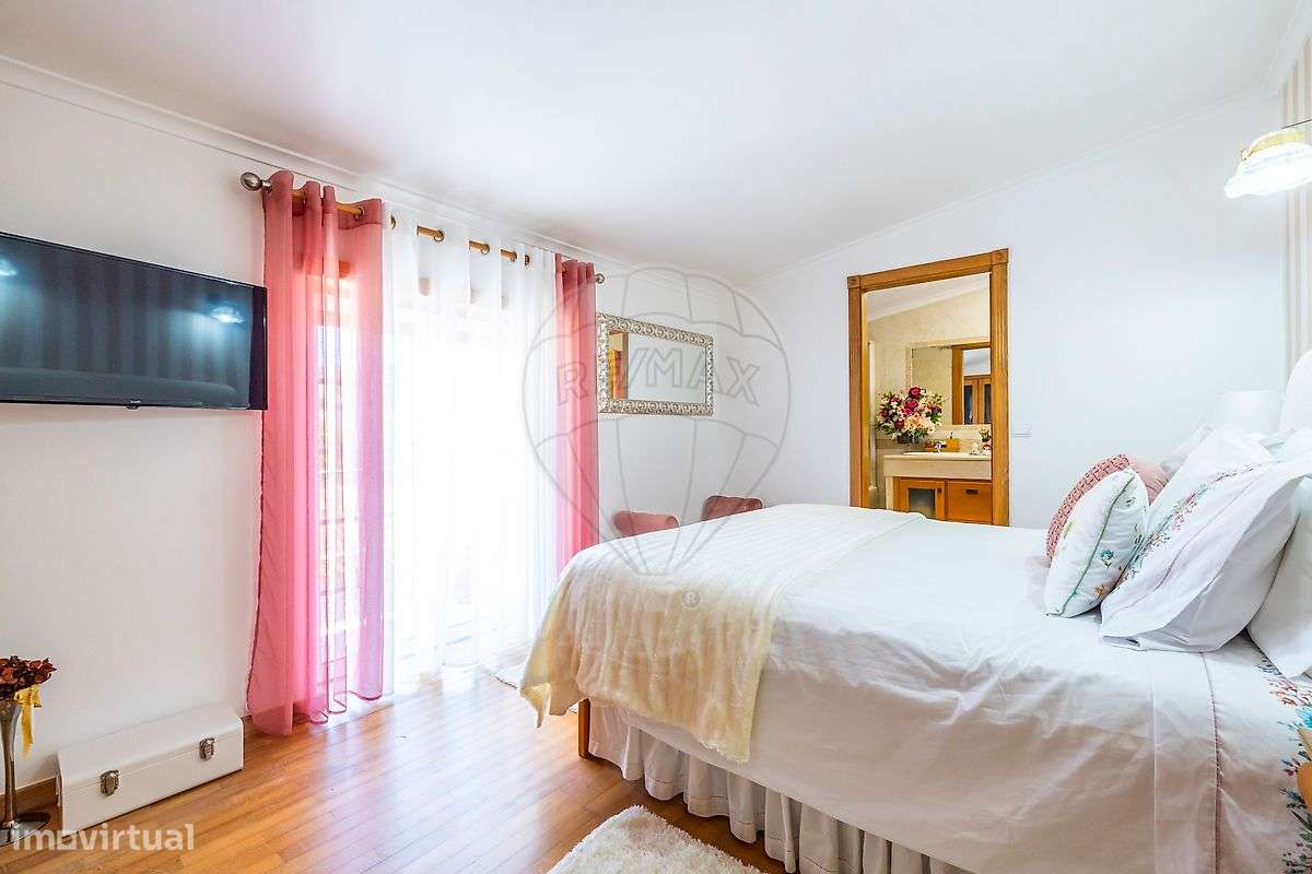 Prédio  para venda - Grande imagem: 2/22