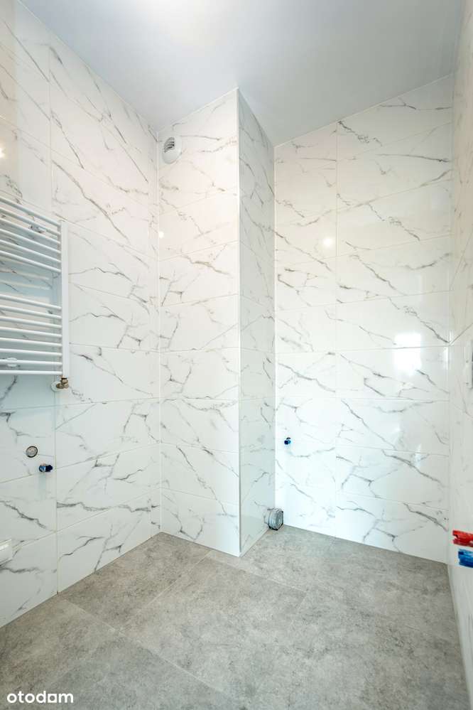 Częściowo wykończone mieszkanie 3-pokojowe-8