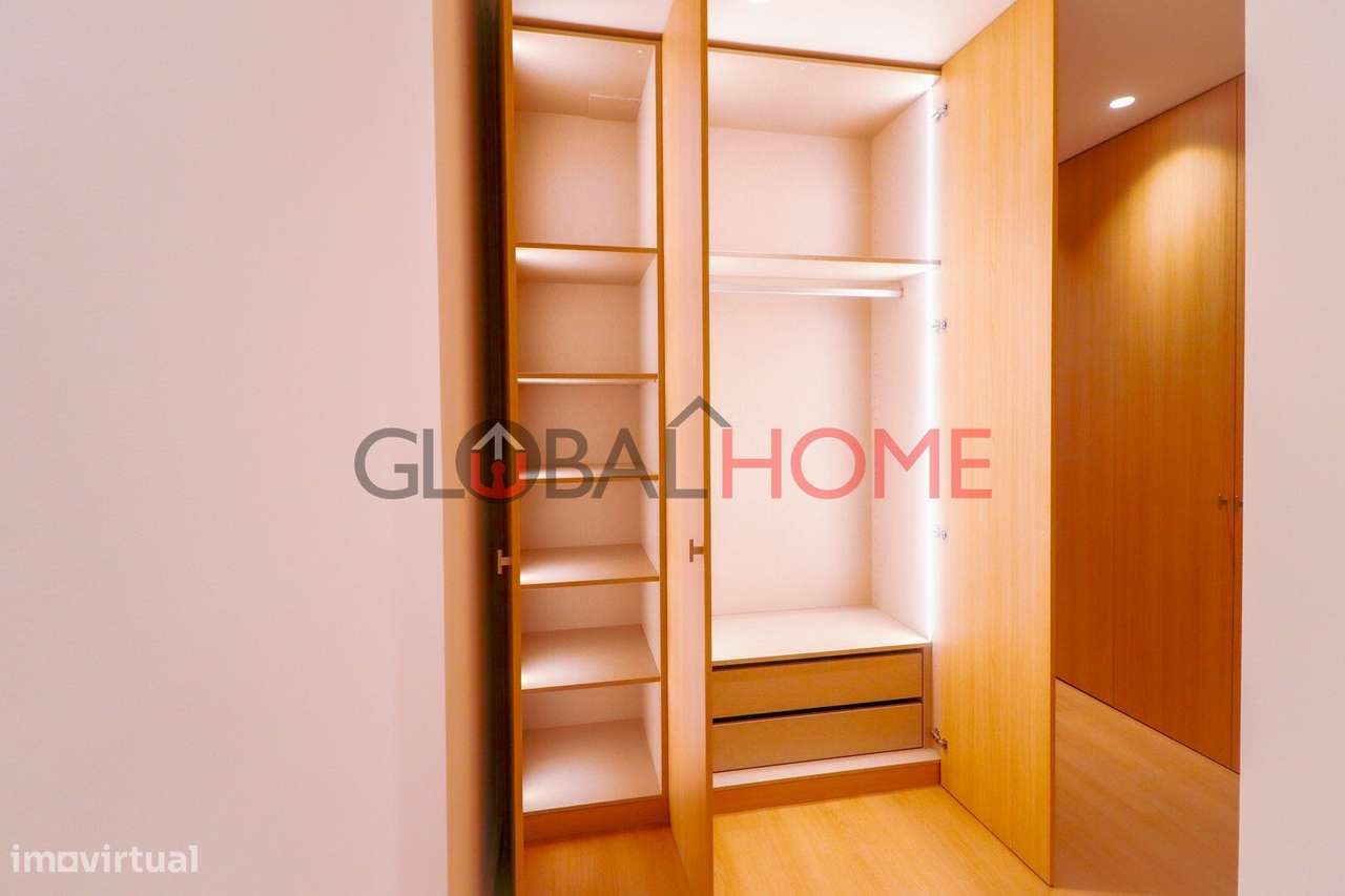 Apartamento T2 Renovado com Terraço em Fânzeres-27