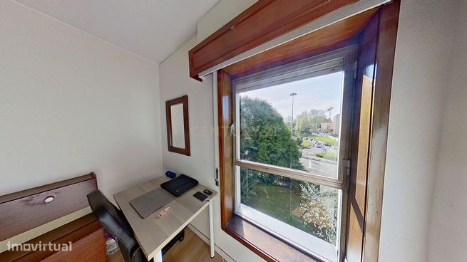 T3 duplex para venda. Porto, Av. Fernão de Magalhães-16