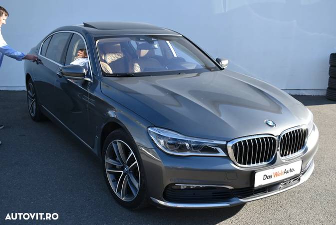 BMW Seria 7 - 22