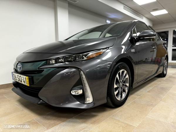 Toyota Prius 1.8 Plug-In Luxury Pele - 1