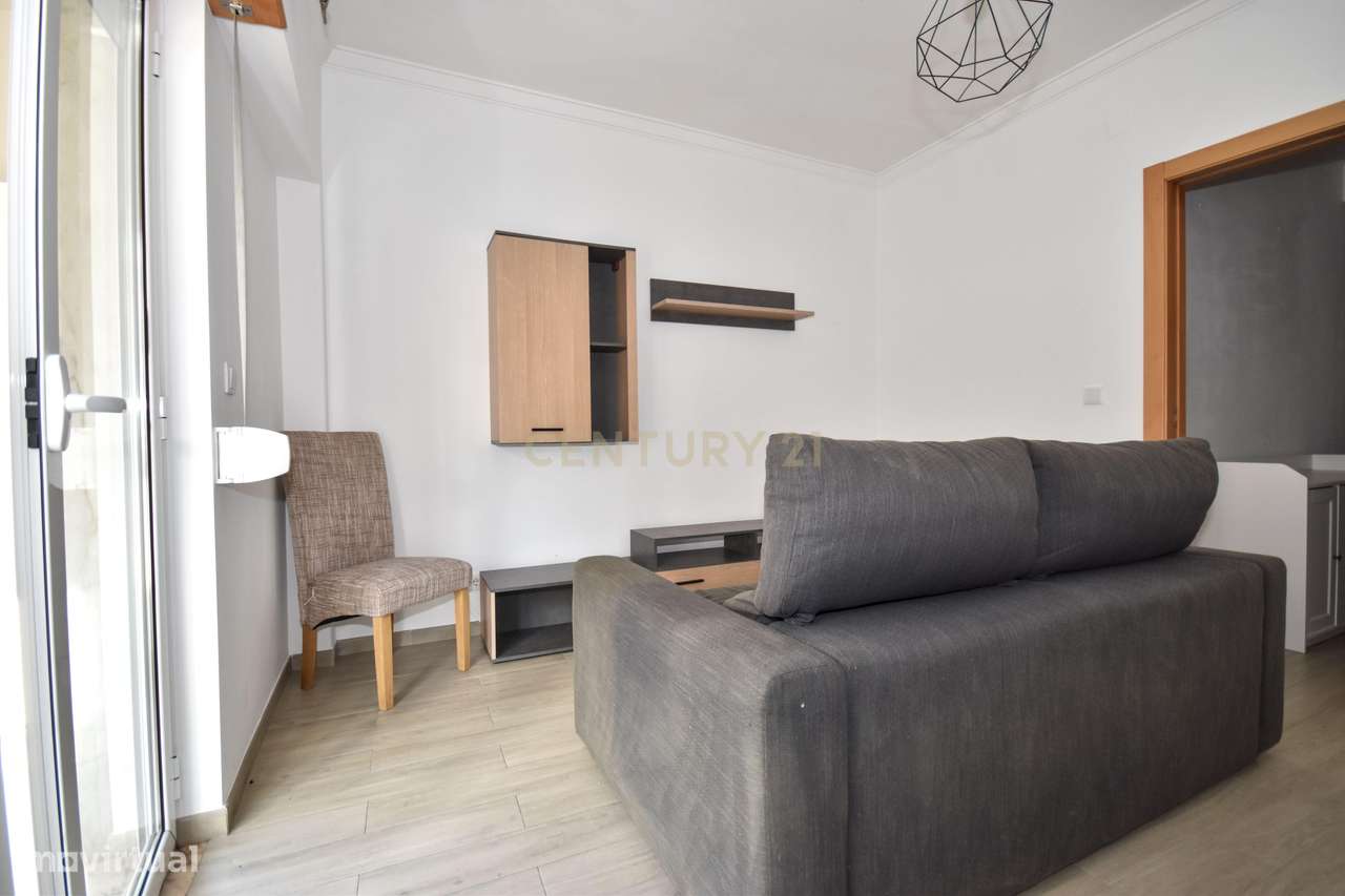 Apartamento T1 na Ameixoeira remodelado e mobilado - Grande imagem: 5/19