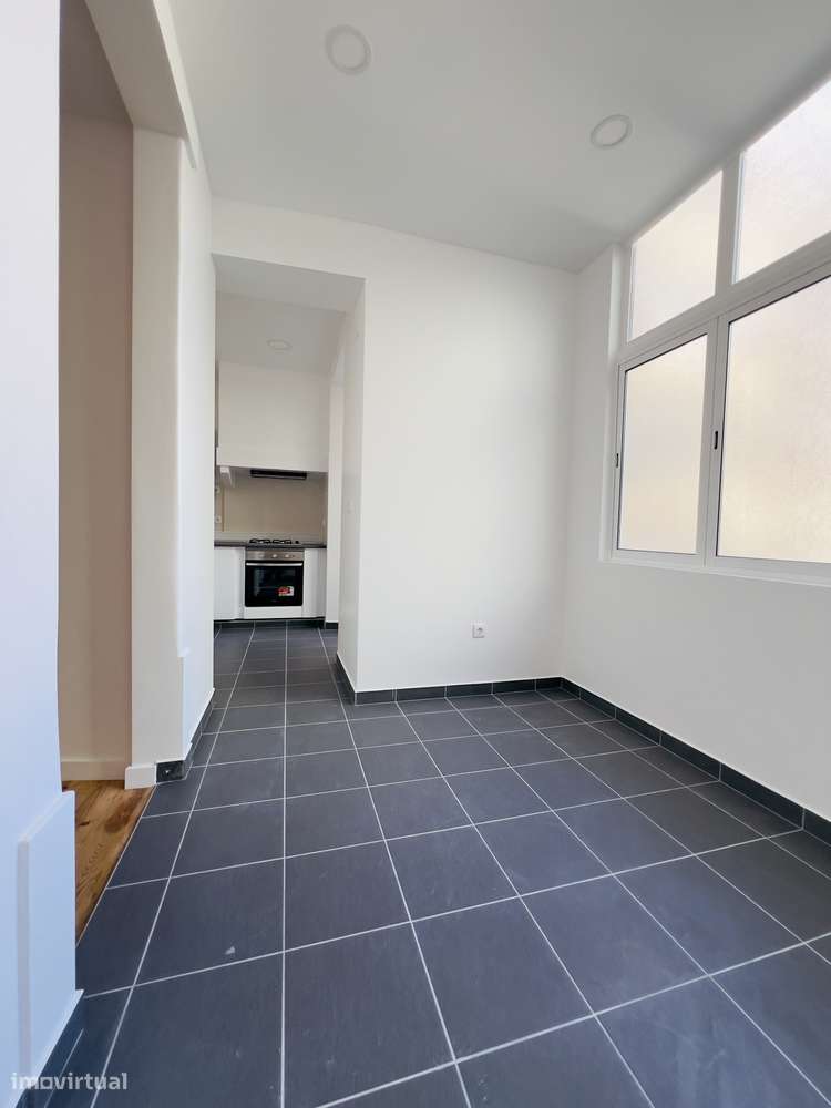 Apartamento T3 para arrendar em Arroios, renovado e a estrear - Grande imagem: 3/15