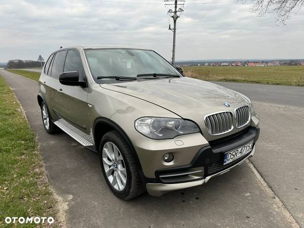 BMW X5 4.8i xDrive - 2