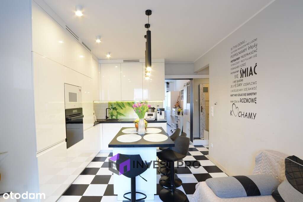 Na parterze i w centrum. Trzy pokoje-1